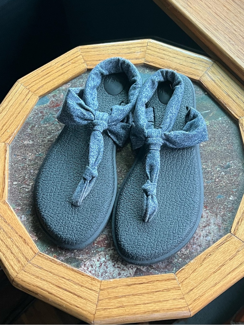 Sanuk Thong Sandals Women’s 8